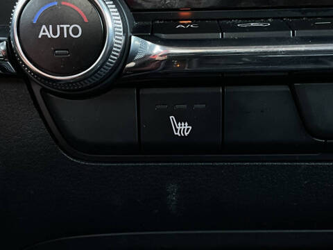 2025 Mazda Mazda3 Sedan 2.5 S Carbon Edition