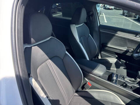 2025 Kia K5