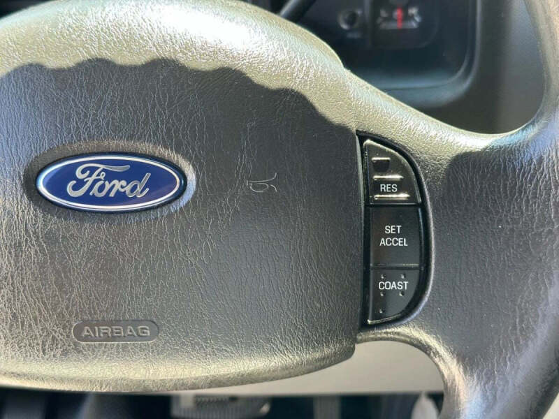 2013 Ford E-Series E-150