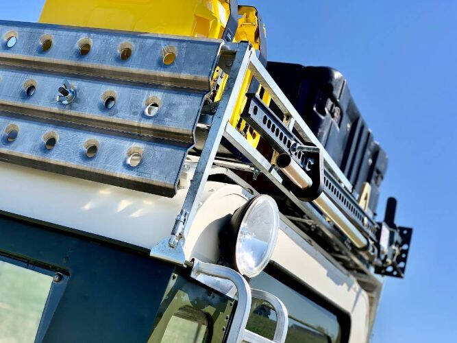 1971 Land Rover Defender