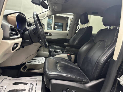 2018 Chrysler Pacifica Touring L