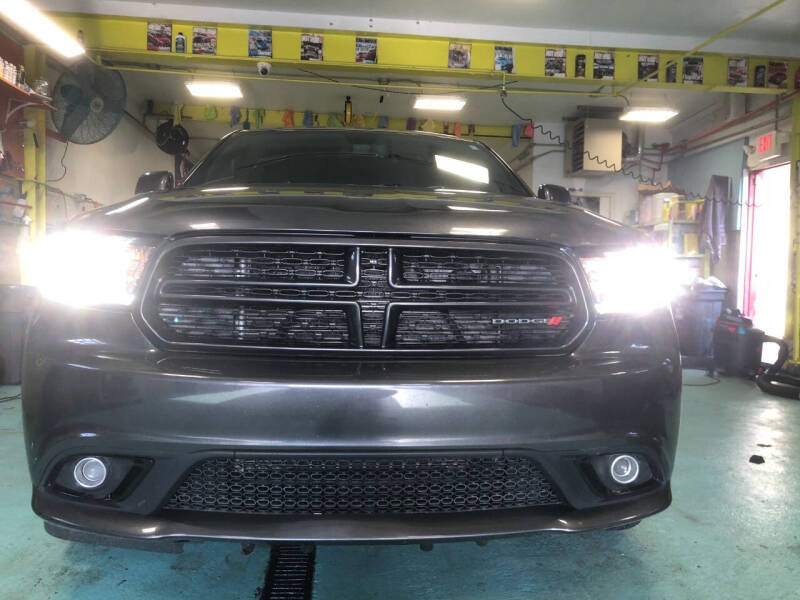 2014 Dodge Durango R/T photo 10