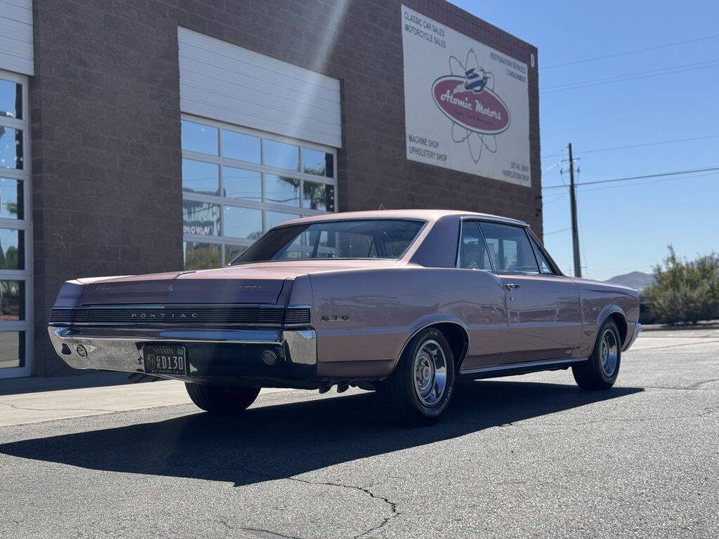 1965 Pontiac GTO 4