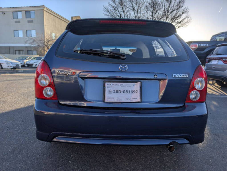 2003 Mazda Protege5