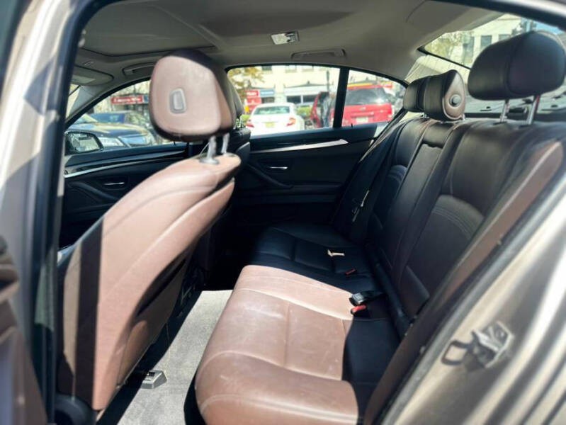 2015 BMW 5 Series 528i xDrive