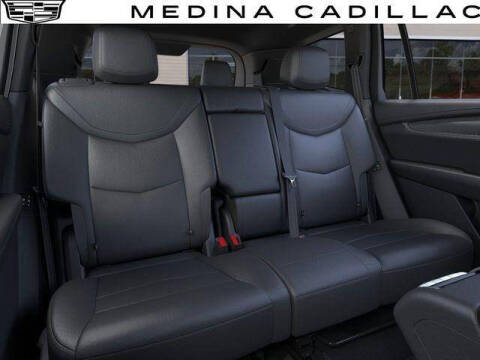 2025 Cadillac XT6 Luxury