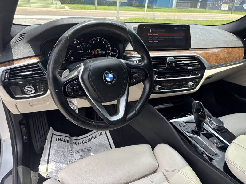 2019 BMW 5 Series 540i