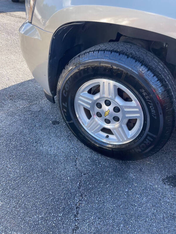 2008 Chevrolet Suburban LS