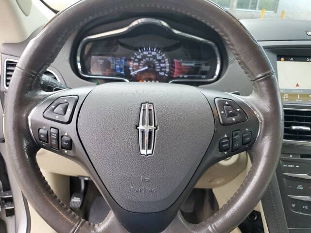 2018 Lincoln MKT Reserve