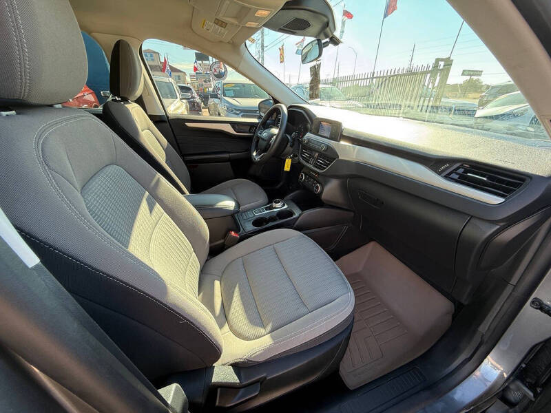 2022 Ford Escape S