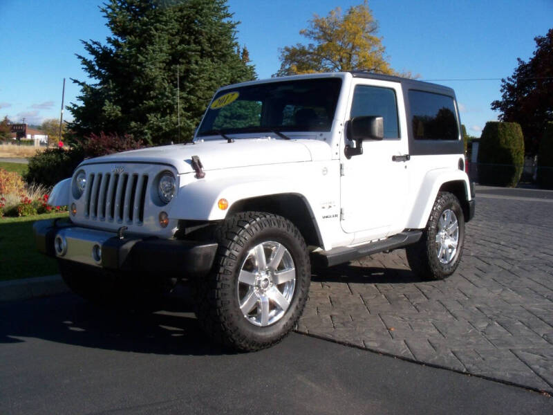 2017 Jeep Wrangler Sahara photo 9