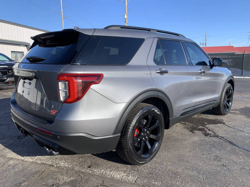2022 Ford Explorer ST