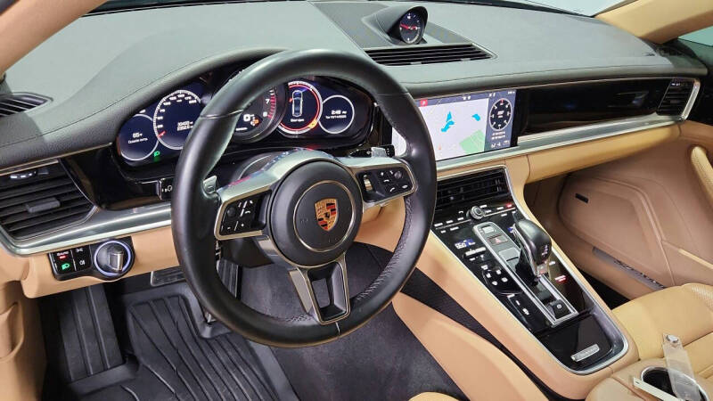 2018 Porsche Panamera 4S