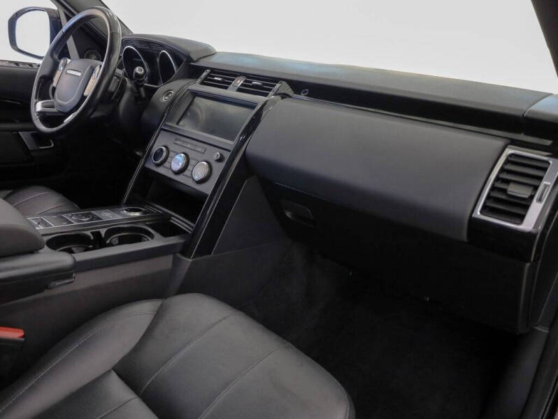 2019 Land Rover Discovery SE