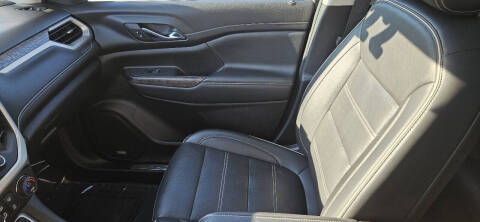 2022 GMC Acadia Denali