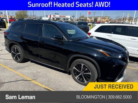 2022 Toyota Highlander for sale at Sam Leman CDJR Bloomington in Bloomington IL