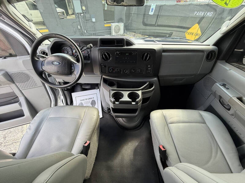 2013 Ford E-Series