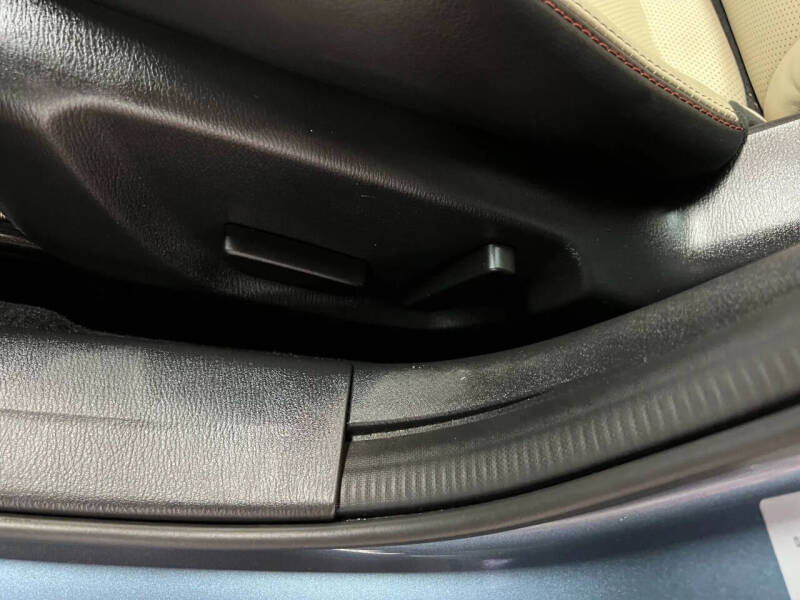 2015 Mazda MAZDA3 s Grand Touring