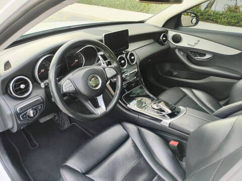 2016 Mercedes-Benz C-Class