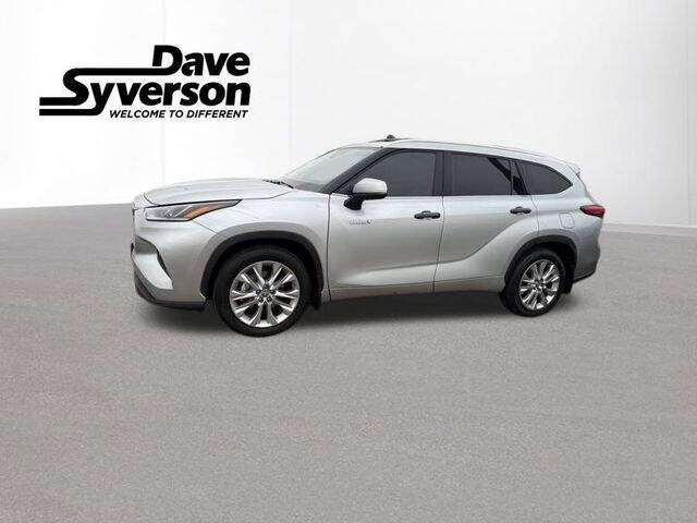 Used 2021 Toyota Highlander Limited with VIN 5TDXBRCH8MS522666 for sale in Albert Lea, Minnesota