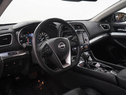 2023 Nissan Maxima