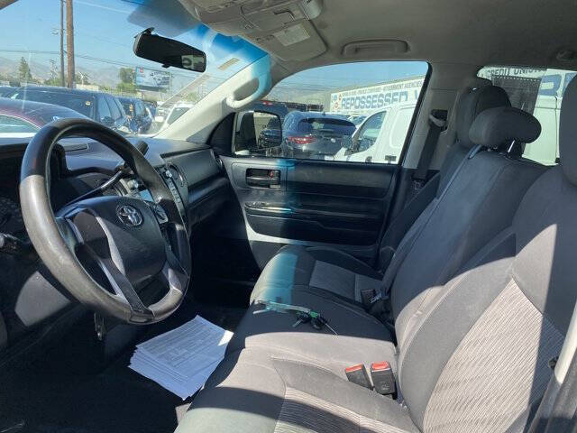 2014 Toyota Tundra SR