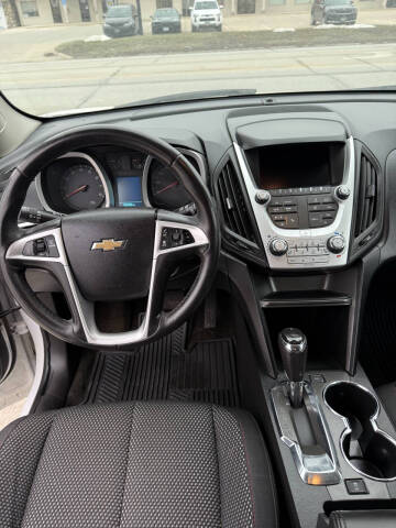 2017 Chevrolet Equinox LT