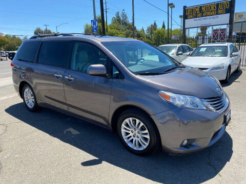 2013 Toyota Sienna for sale at Lifetime Motors AUTO in Sacramento CA