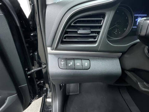 2019 Hyundai Elantra