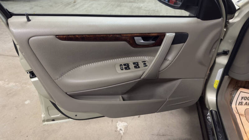 2006 Volvo XC70