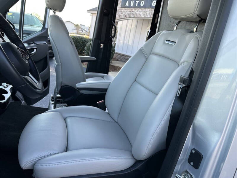 2021 Mercedes-Benz Sprinter 2500