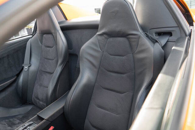 2013 McLaren MP4-12C Spider