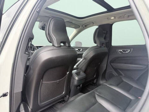 2023 Volvo XC60 B5 Core