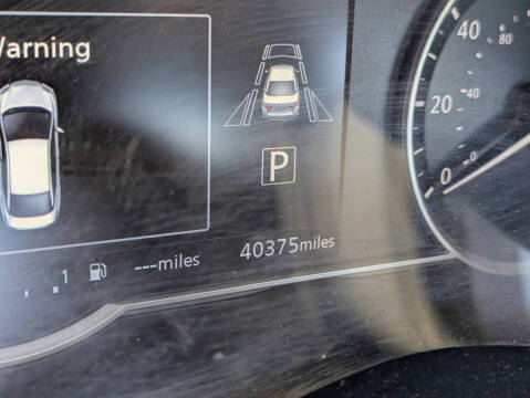 2023 Nissan Versa SV