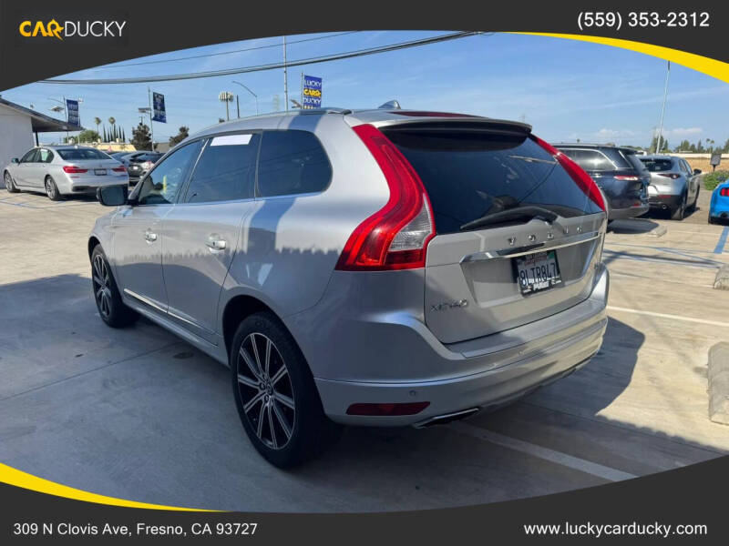 2016 Volvo XC60 T5 Drive-E Premier