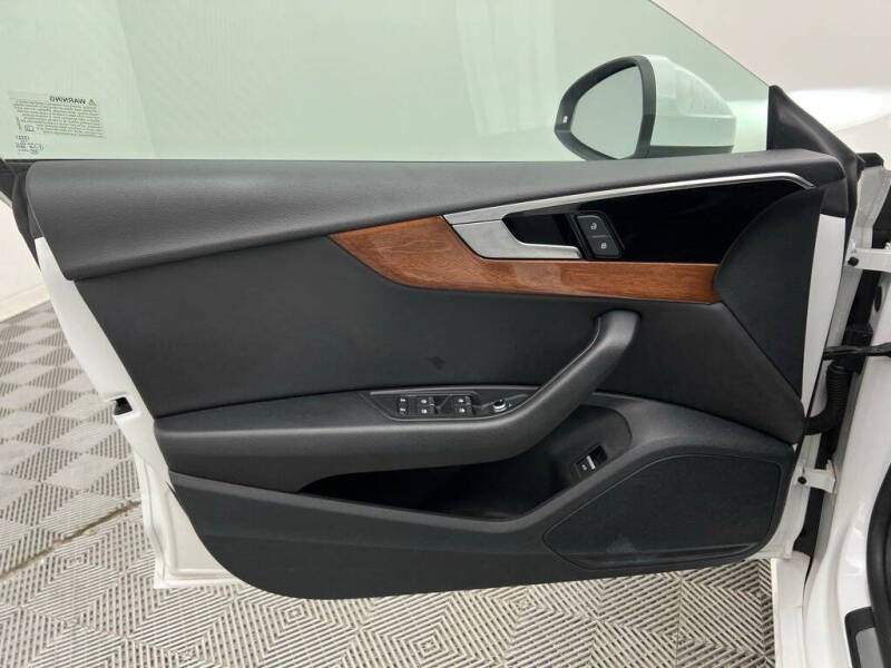 2022 Audi A5 Sportback quattro Premium 40 TFSI