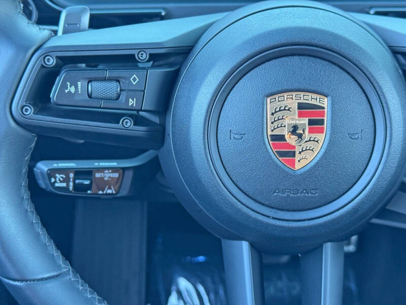 2024 Porsche Cayenne S
