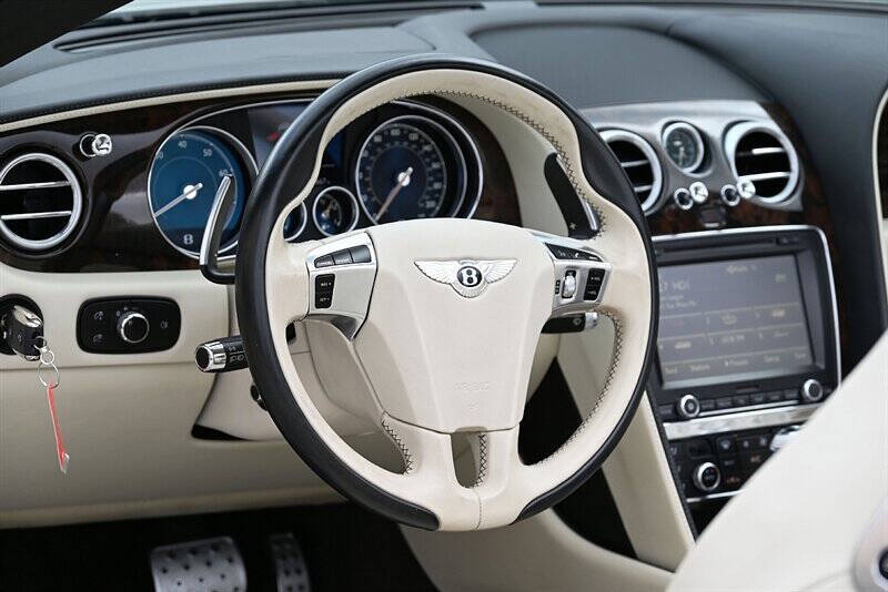 2017 Bentley Continental 39