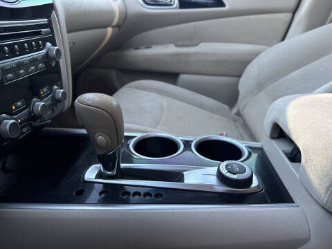 2014 Nissan Pathfinder SV