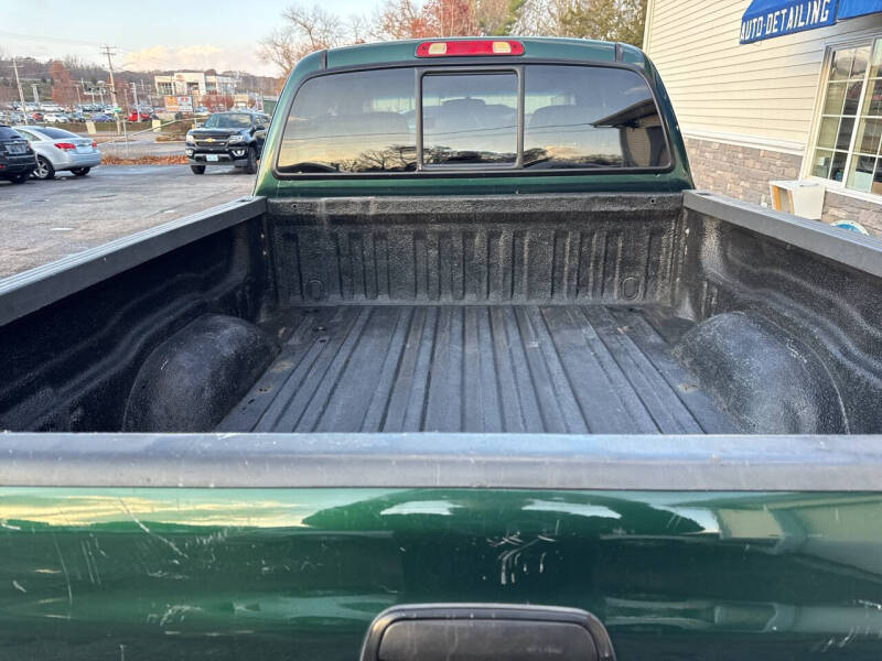 2004 Toyota Tundra SR5