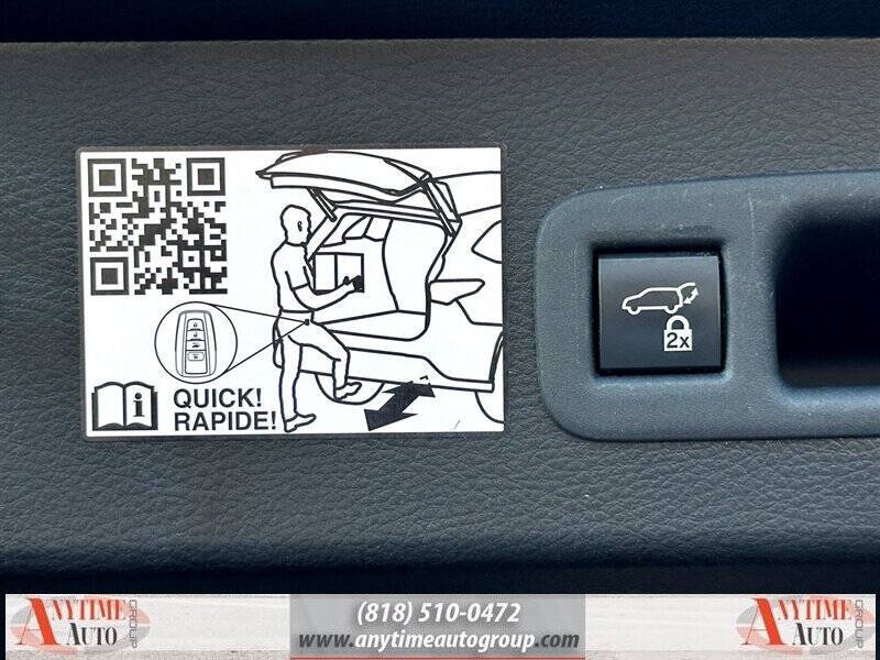 2021 Toyota Sienna XLE 8-Passenger