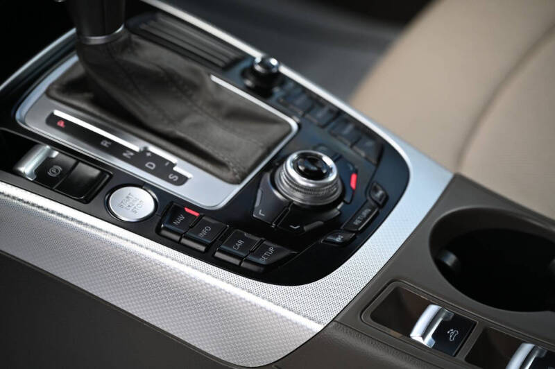 2011 Audi A5 2.0T quattro Prestige