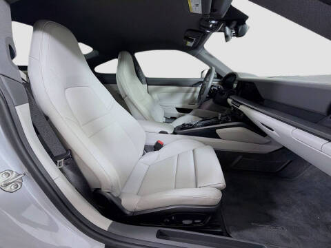 2024 Porsche 911 Carrera 4