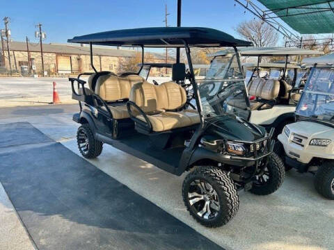 2018 Club Car 6 Passenger Gas Lift for sale at METRO GOLF CARS INC in Fort Worth TX