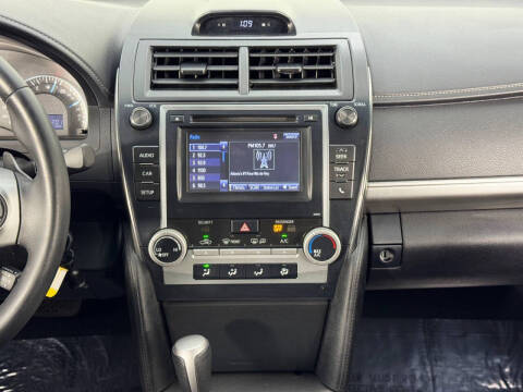 2014 Toyota Camry SE