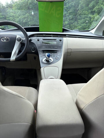 2011 Toyota Prius Two
