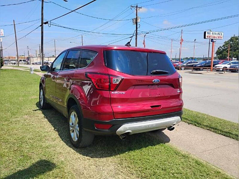 2019 Ford Escape SE