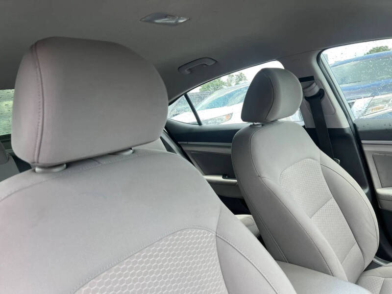 2019 Hyundai Elantra