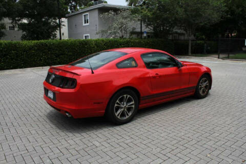 2014 Ford Mustang V6