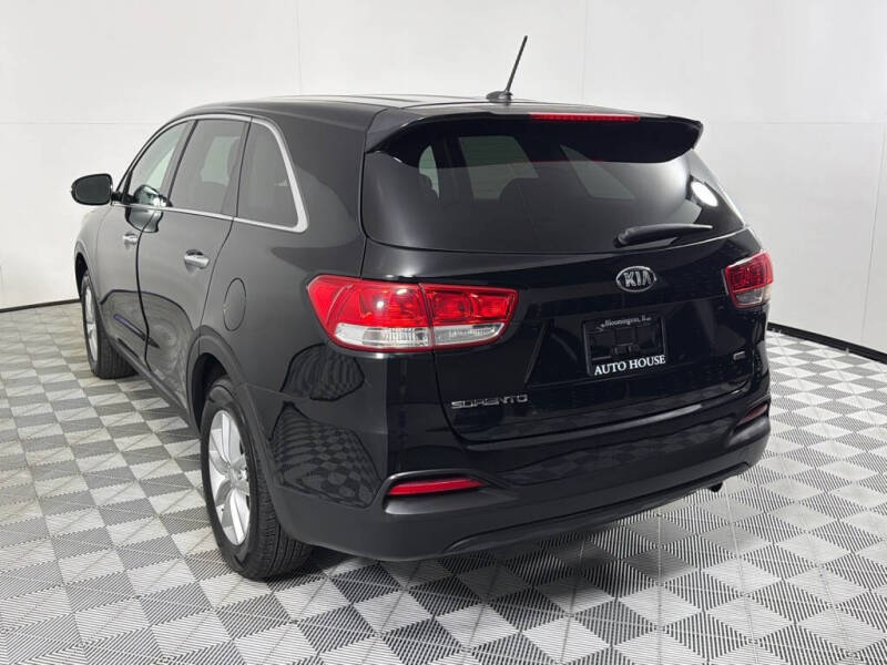 2016 Kia Sorento LX